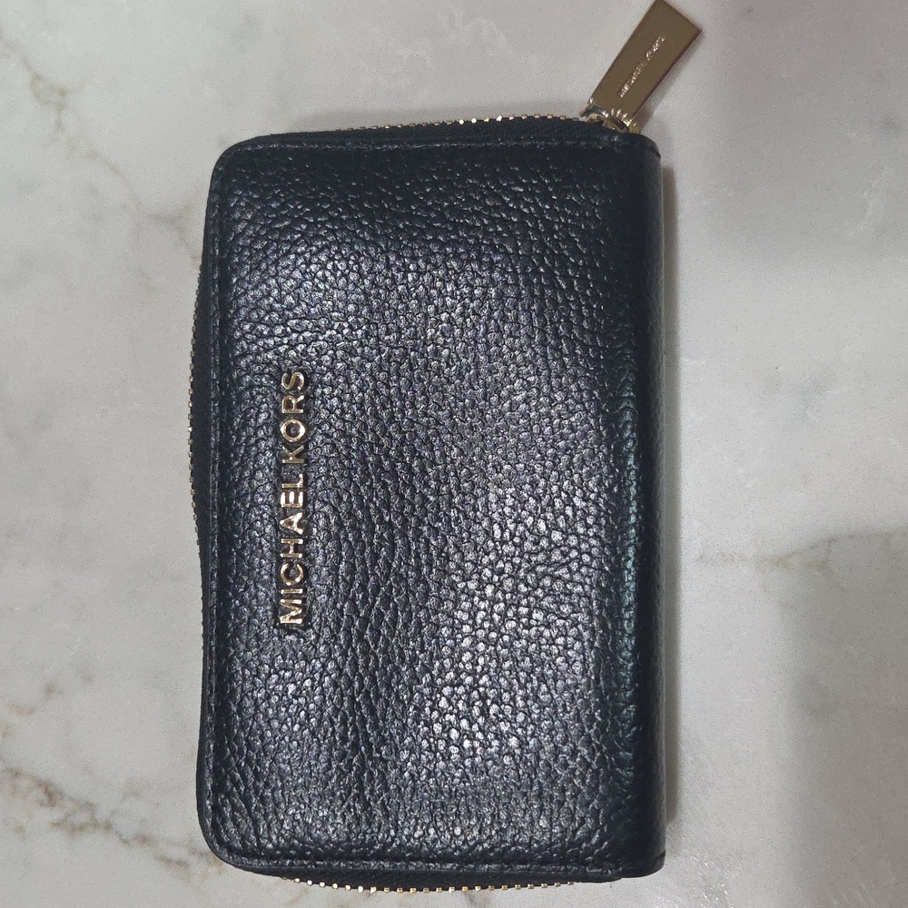 Michael Kors Textured Black Wallet